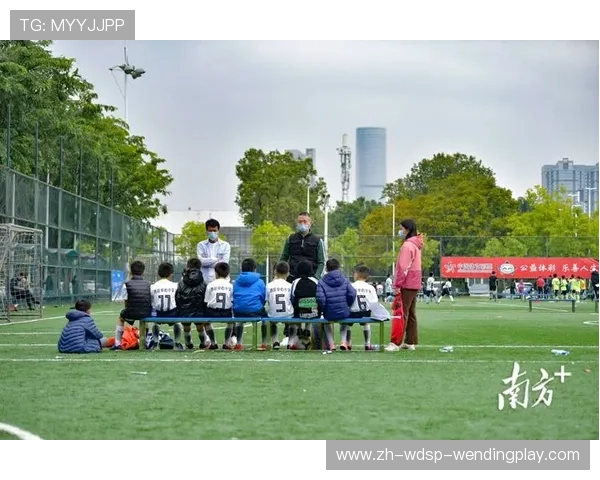 青少年足球培训接驳服务的社会效益